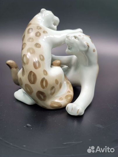 Статуэтка дерущиеся леопарды Дфз Вербилки СССР