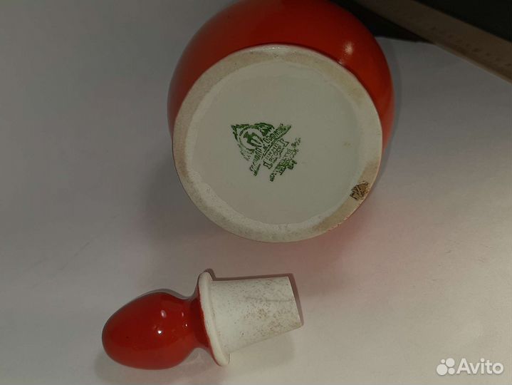 Штофы, корзинка