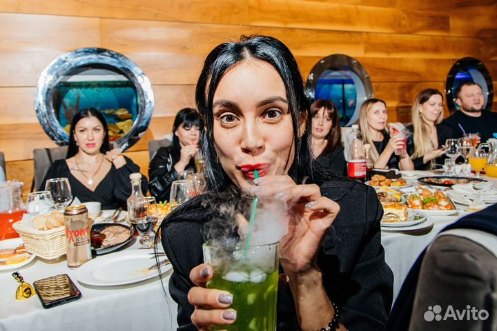 Бармен шоу Юбилей, Пирамида Выпускной, Тяжелый дым