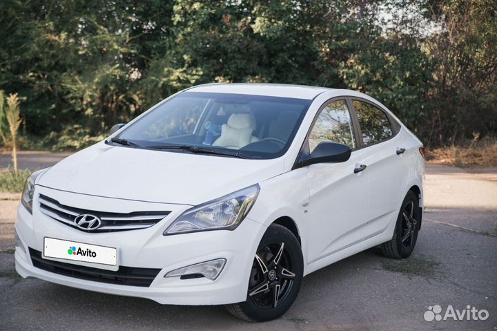 Hyundai Solaris 1.6 AT, 2015, 157 383 км