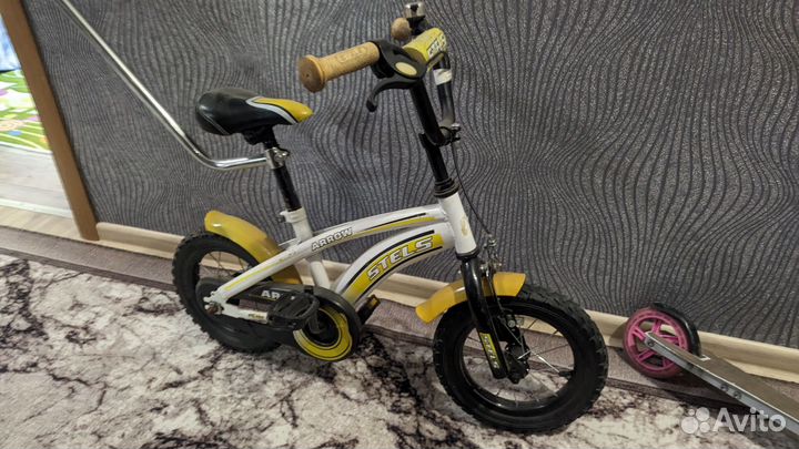 Детский велосипед с ручкой бу