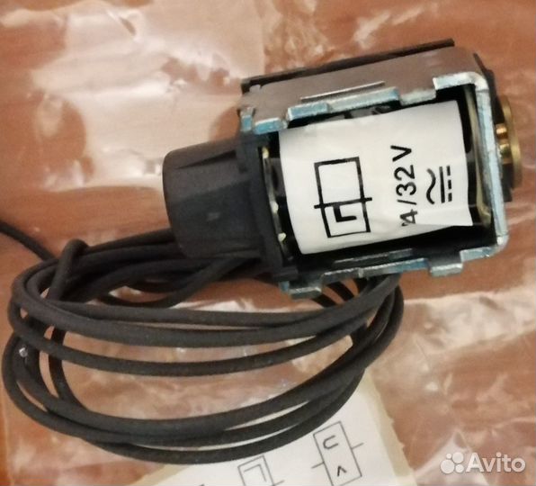 Legrand Расцепители независимые для DPX новые