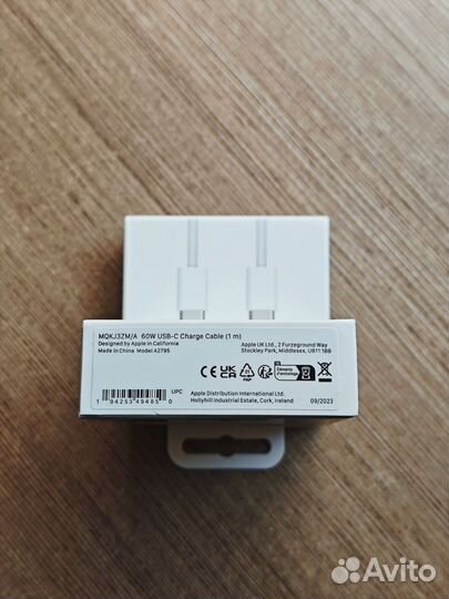 Кабель Apple USB-C Woven Charge 1 метр (новый)