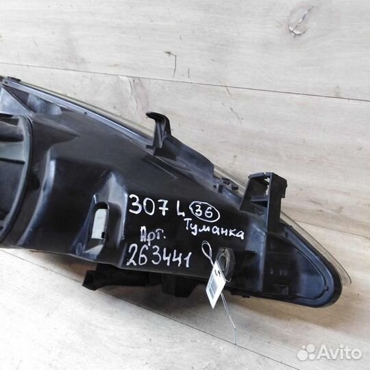 Фара левая Peugeot 307 до рест