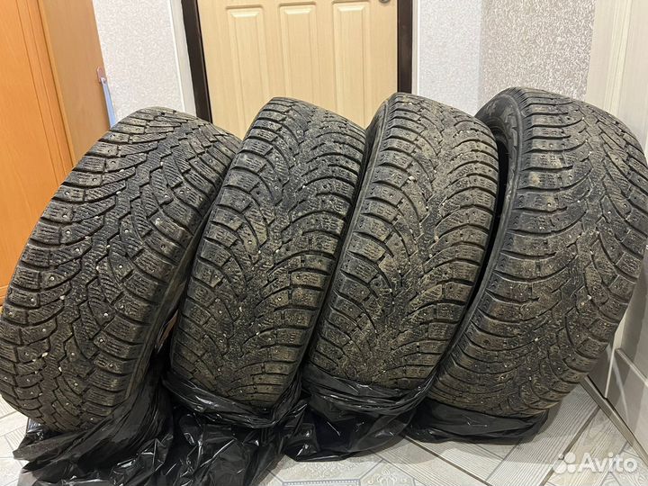 Pirelli Formula Ice 205/55 R16
