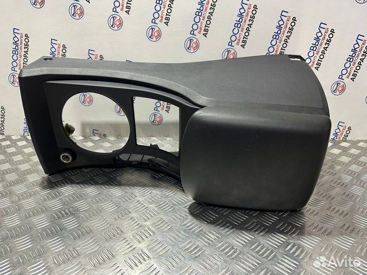 Подлокотник SsangYong Actyon C100