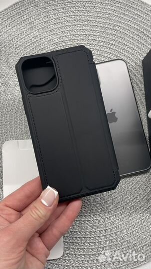 Чехол-книжка на iPhone 11 pro