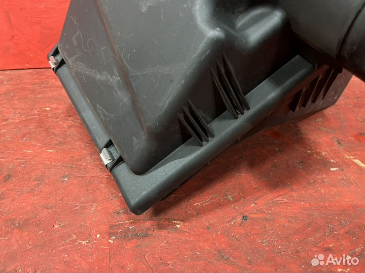 Корпус воздушного фильтра bmw e83 n52