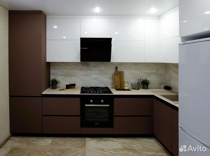 Кухни от производителя в минимализме