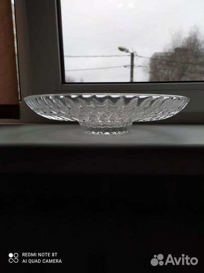 Большое хрустальное блюдо
