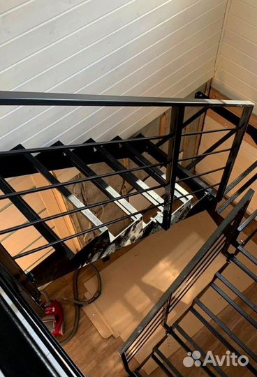 Лестницы прямые под ключ