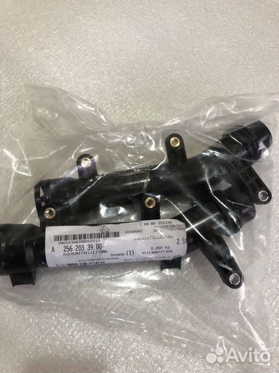 Трубка термостата Mercedes M256