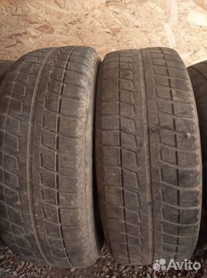 Bridgestone Blizzak Ice 225/60 R16