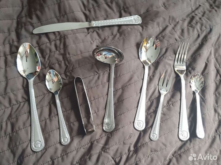 2 набора столовых приборов Versace