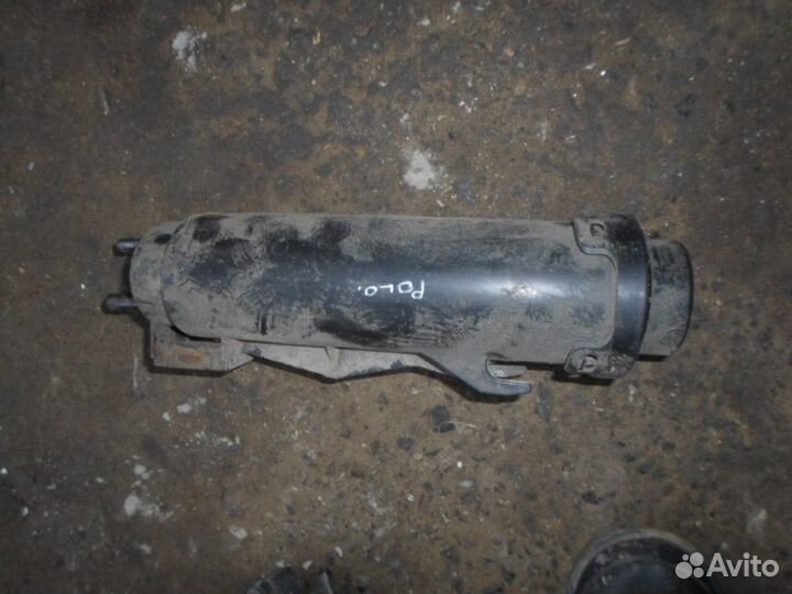 Абсорбер (фильтр угольный ) Volkswagen Polo 2010