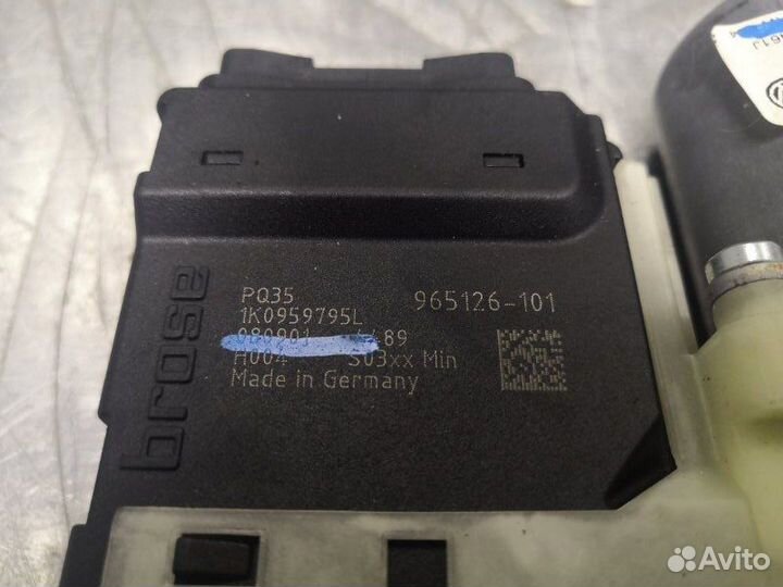 Моторчик стеклоподъемника Volkswagen Passat B6