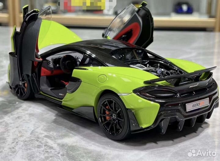 Mclaren 600 LT 1 18 LCD