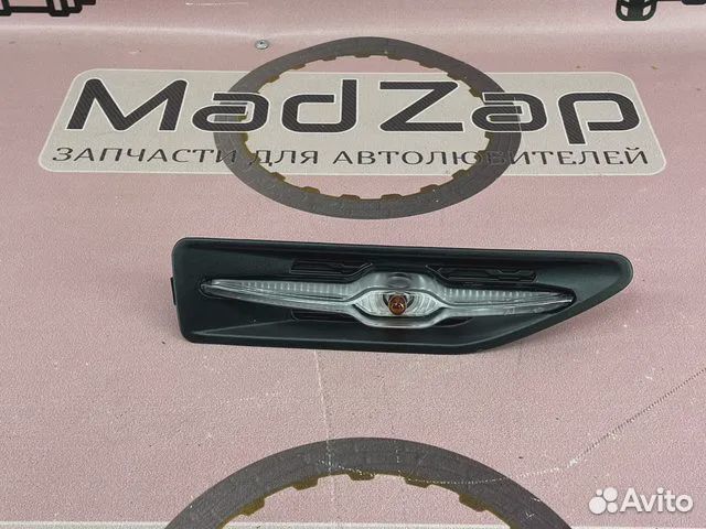 Повторитель поворота правый Kia Rio 2011-2017