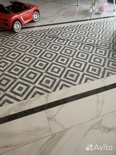 Профессиональная бригада плиточников