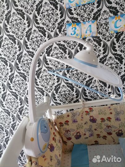 Музыкальная подвеска на кровать