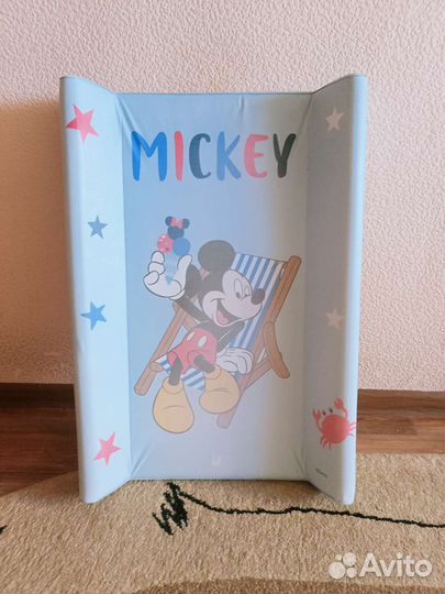 Пеленальная доска на кроватку