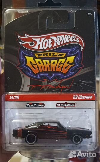 Hot Wheels Premium Dodge Charger Ford
