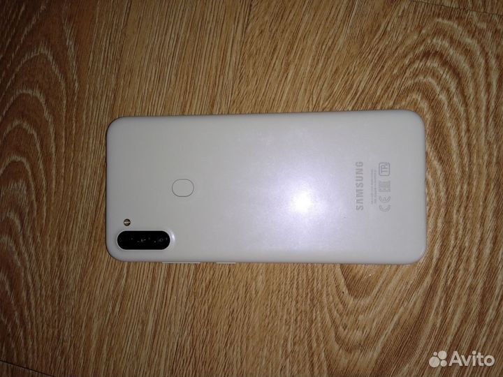 Samsung Galaxy A11, 3/32 ГБ