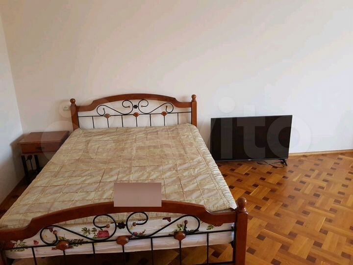 Дом 200 м² на участке 4 сот.