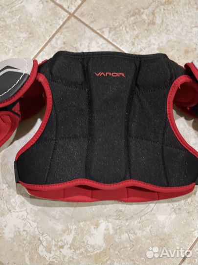 Нагрудник хоккейный bauer