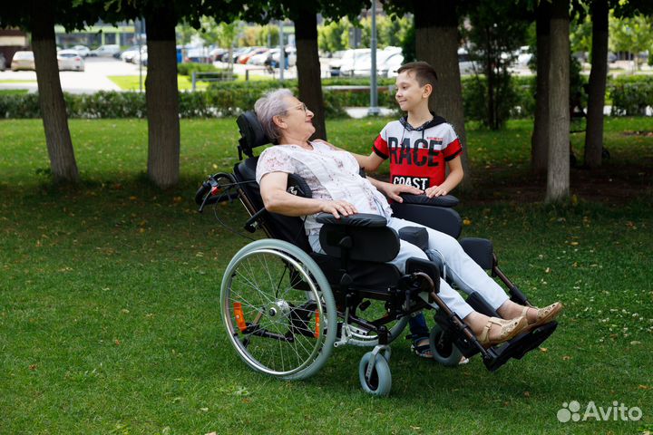 Инвалидная коляска Ortonica Delux 570