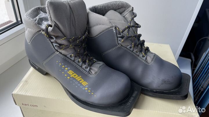 Ботинки лыжные 36 размер бу