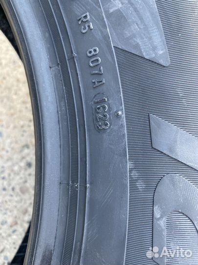 Pirelli Ice Zero 225/60 R18