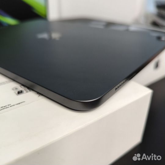 Apple iPad Air 5 2022 M1 10.9