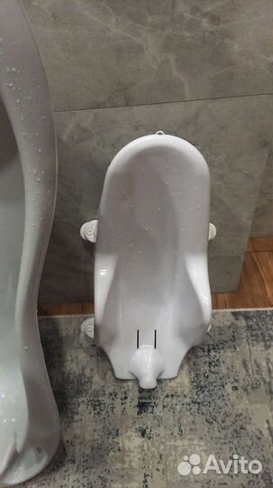 Ванночка для купания с горкой