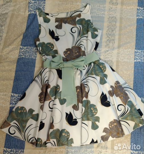 Платье женское 44 размер