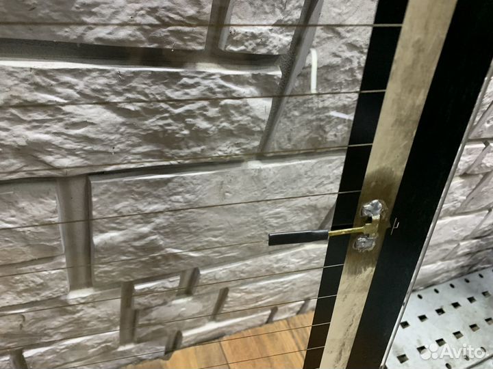 Mitsubishi Lancer Стекло заднее