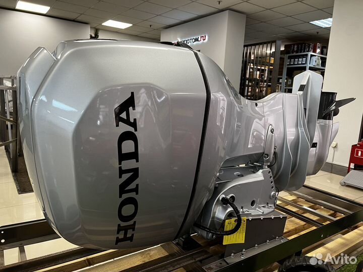 Лодочный мотор Honda BF 100 AK1 xrtu