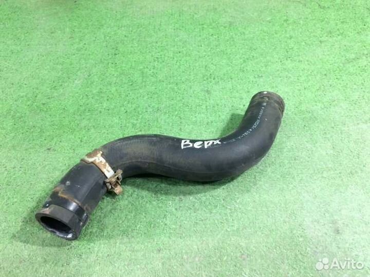 Патрубок радиатора Honda Vezel RU3 LEB 2014