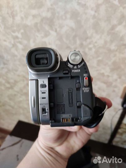 Видеокамера sony handycam
