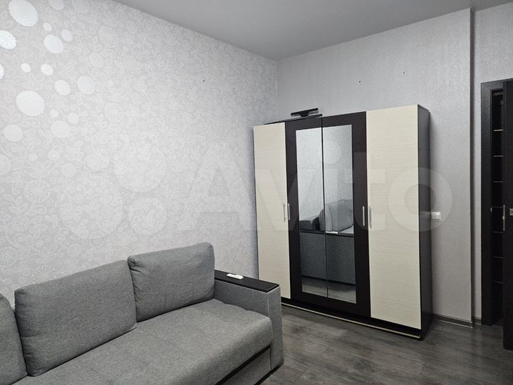 2-к. квартира, 65 м², 14/16 эт.