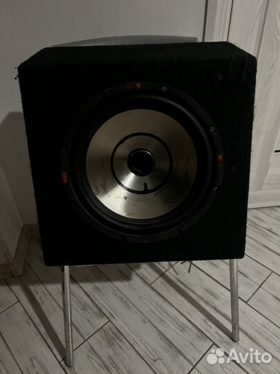 Сабвуфер mystery