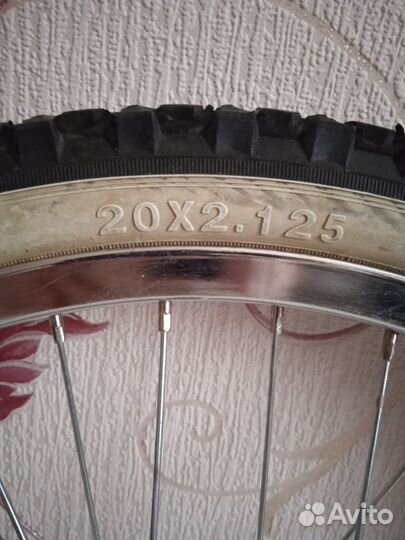 Велосипедная рама и колеса