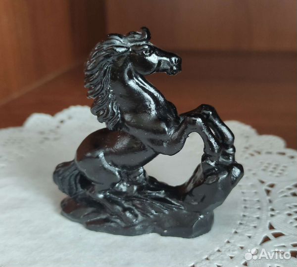 Сувенир конь