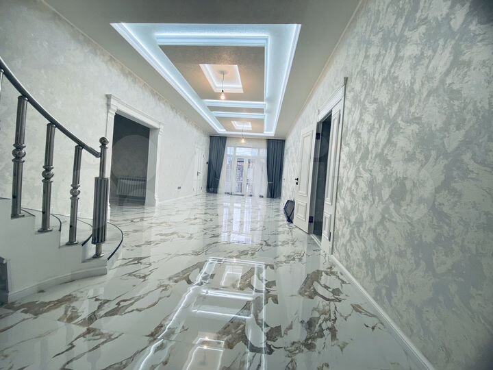 Дом 360 м² на участке 6 сот.