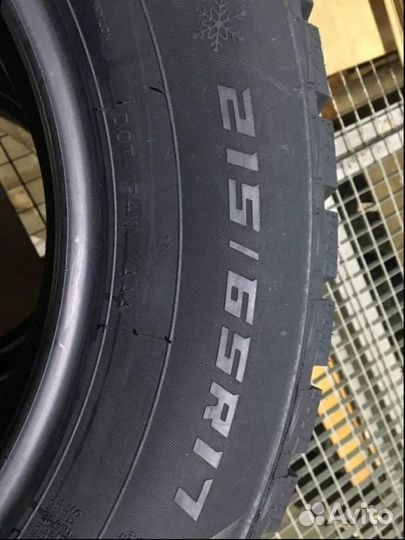 Windforce Snowblazer 215/65 R17 99H