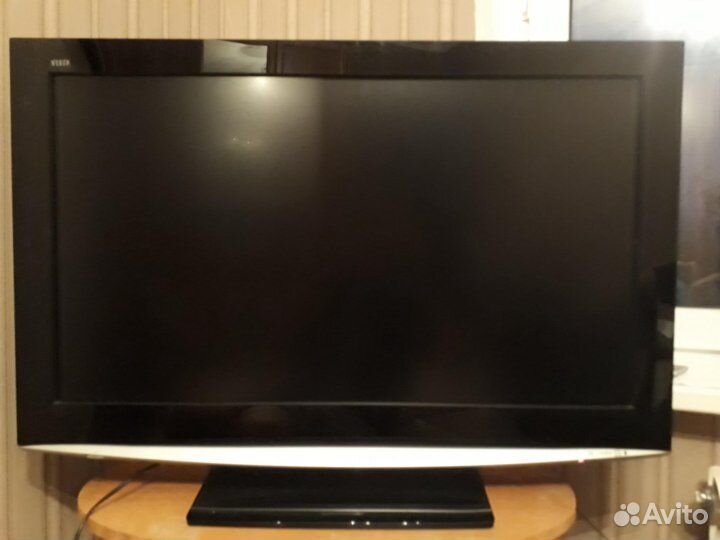 LCD телевизор Panasonic Viera 37(94см)