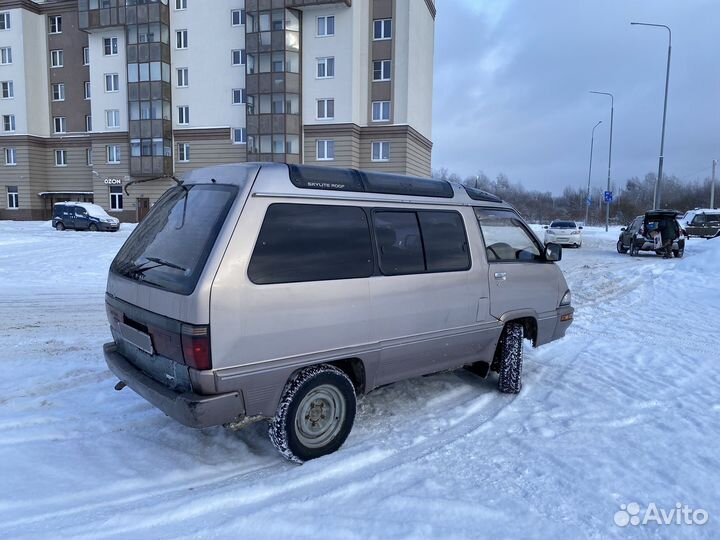 Toyota Town Ace 2.2 AT, 1991, 300 000 км