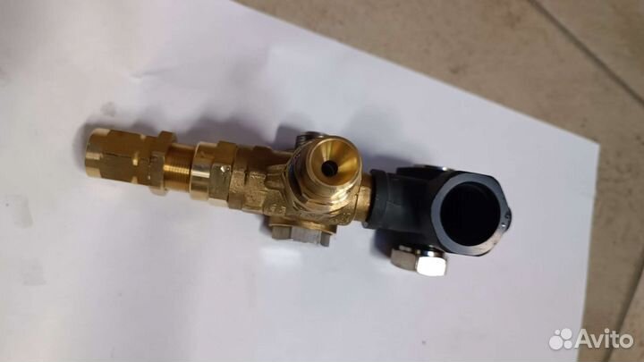 Регулятор давления для помпы новый