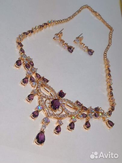 Комплект бижутерии Колье с Серьгами под Золото