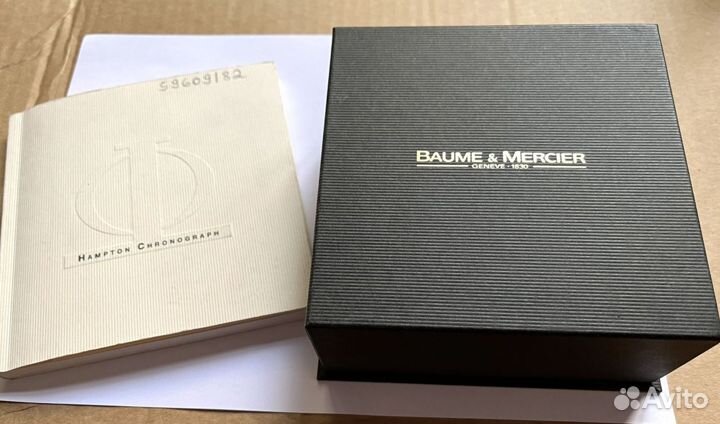 Часы Baume & Mercier Hampton Chronograph Quartz XL